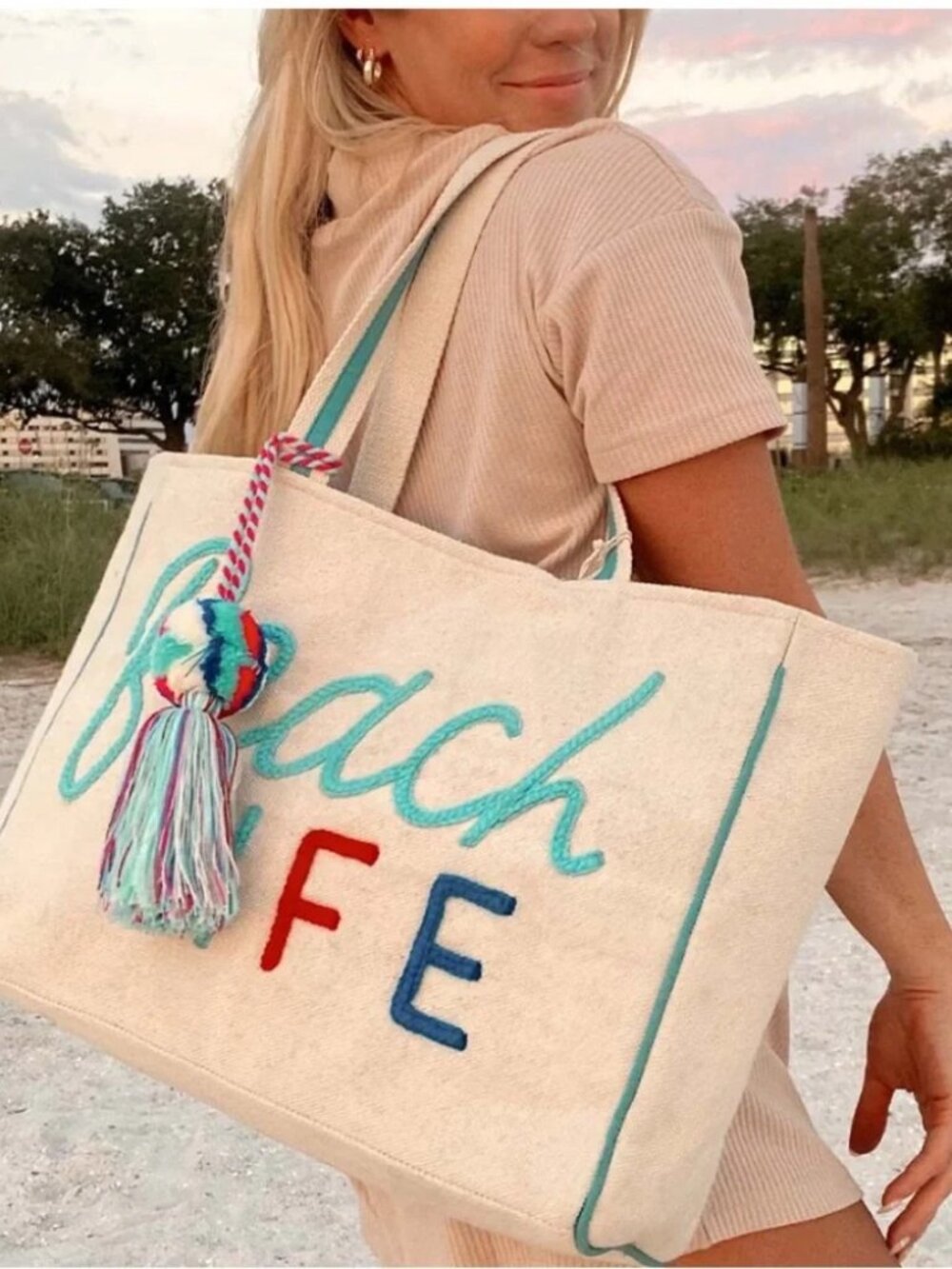 NWOT Katydid Beach Life Tote or Beach Bag